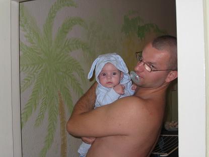 Dawidek<a href="profile.php?lookup=258"> - Bozenka</a><br/>
		         Komentarzy: 1
 Obejrzano:  32938 Ocena: <img src="images/star.gif" alt="*" style="vertical-align:middle"/><img src="images/star.gif" alt="*" style="vertical-align:middle"/><img src="images/star.gif" alt="*" style="vertical-align:middle"/><img src="images/star.gif" alt="*" style="vertical-align:middle"/><img src="images/star.gif" alt="*" style="vertical-align:middle"/>
