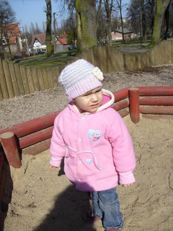 Martynka<a href="profile.php?lookup=124"> - MamaMartynki2005</a><br/>
		         Komentarzy: 0
 Obejrzano:  31016 Ocena: Brak
