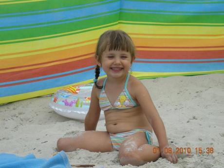 na plaży<a href="profile.php?lookup=97"> - joanna78</a><br/>
		         Komentarzy: 0
 Obejrzano:  25670 Ocena: Brak
