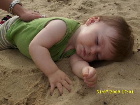 na plazy było super<a href="profile.php?lookup=352"> - senepa</a><br/>
		         Komentarzy: 4
 Obejrzano:  33854 Ocena: <img src="images/star.gif" alt="*" style="vertical-align:middle"/><img src="images/star.gif" alt="*" style="vertical-align:middle"/><img src="images/star.gif" alt="*" style="vertical-align:middle"/><img src="images/star.gif" alt="*" style="vertical-align:middle"/><img src="images/star.gif" alt="*" style="vertical-align:middle"/>
