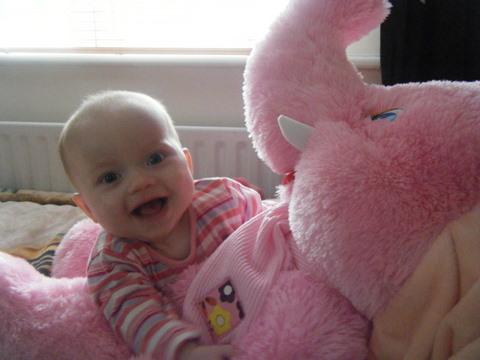 NICOLA<a href="profile.php?lookup=447"> - kasia26</a><br/>
		         Komentarzy: 3
 Obejrzano:  23812 Ocena: <img src="images/star.gif" alt="*" style="vertical-align:middle"/><img src="images/star.gif" alt="*" style="vertical-align:middle"/><img src="images/star.gif" alt="*" style="vertical-align:middle"/><img src="images/star.gif" alt="*" style="vertical-align:middle"/><img src="images/star.gif" alt="*" style="vertical-align:middle"/>
