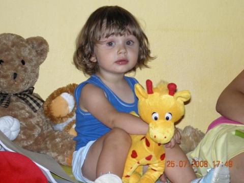 Nika z Georginią<a href="profile.php?lookup=97"> - joanna78</a><br/>
		         Komentarzy: 0
 Obejrzano:  30775 Ocena: <img src="images/star.gif" alt="*" style="vertical-align:middle"/><img src="images/star.gif" alt="*" style="vertical-align:middle"/><img src="images/star.gif" alt="*" style="vertical-align:middle"/><img src="images/star.gif" alt="*" style="vertical-align:middle"/>
