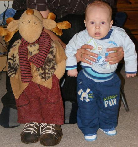 ja i maskotka mojego taty ;D<a href="profile.php?lookup=128"> - bialalis</a><br/>
		         Komentarzy: 2
 Obejrzano:  29119 Ocena: <img src="images/star.gif" alt="*" style="vertical-align:middle"/><img src="images/star.gif" alt="*" style="vertical-align:middle"/><img src="images/star.gif" alt="*" style="vertical-align:middle"/><img src="images/star.gif" alt="*" style="vertical-align:middle"/><img src="images/star.gif" alt="*" style="vertical-align:middle"/>
