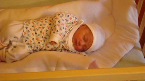 weronisia<a href="profile.php?lookup=220"> - weronisia</a><br/>
		         Komentarzy: 1
 Obejrzano:  38659 Ocena: Brak
