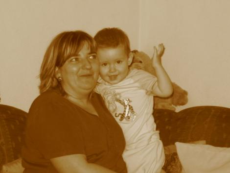 Dawidek<a href="profile.php?lookup=108"> - sylwia1310</a><br/>
		         Komentarzy: 1
 Obejrzano:  32243 Ocena: <img src="images/star.gif" alt="*" style="vertical-align:middle"/><img src="images/star.gif" alt="*" style="vertical-align:middle"/><img src="images/star.gif" alt="*" style="vertical-align:middle"/>
