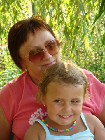 Kaja i babcia Krysia<a href="profile.php?lookup=289"> - dorota1979</a><br/>
		         Komentarzy: 0
 Obejrzano:  30892 Ocena: Brak
