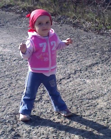 OLIWKA<a href="profile.php?lookup=57"> - agaswa</a><br/>
		         Komentarzy: 1
 Obejrzano:  22822 Ocena: <img src="images/star.gif" alt="*" style="vertical-align:middle"/><img src="images/star.gif" alt="*" style="vertical-align:middle"/><img src="images/star.gif" alt="*" style="vertical-align:middle"/><img src="images/star.gif" alt="*" style="vertical-align:middle"/><img src="images/star.gif" alt="*" style="vertical-align:middle"/>
