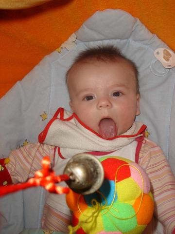 języczek<a href="profile.php?lookup=352"> - senepa</a><br/>
		         Komentarzy: 0
 Obejrzano:  25194 Ocena: <img src="images/star.gif" alt="*" style="vertical-align:middle"/><img src="images/star.gif" alt="*" style="vertical-align:middle"/><img src="images/star.gif" alt="*" style="vertical-align:middle"/><img src="images/star.gif" alt="*" style="vertical-align:middle"/><img src="images/star.gif" alt="*" style="vertical-align:middle"/>
