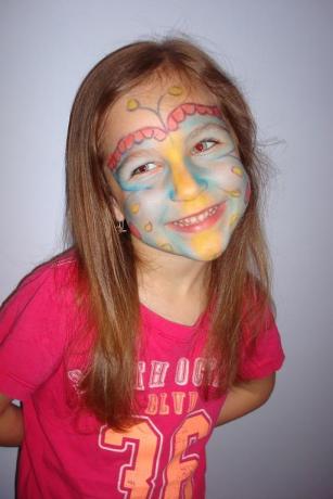 Karolinka - 5 lat<a href="profile.php?lookup=538"> - misia324</a><br/>
		         Komentarzy: 1
 Obejrzano:  25149 Ocena: <img src="images/star.gif" alt="*" style="vertical-align:middle"/><img src="images/star.gif" alt="*" style="vertical-align:middle"/><img src="images/star.gif" alt="*" style="vertical-align:middle"/><img src="images/star.gif" alt="*" style="vertical-align:middle"/><img src="images/star.gif" alt="*" style="vertical-align:middle"/>
