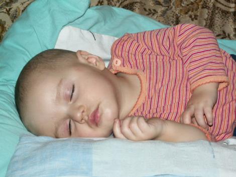 Oliwka<a href="profile.php?lookup=57"> - agaswa</a><br/>
		         Komentarzy: 2
 Obejrzano:  33311 Ocena: <img src="images/star.gif" alt="*" style="vertical-align:middle"/><img src="images/star.gif" alt="*" style="vertical-align:middle"/><img src="images/star.gif" alt="*" style="vertical-align:middle"/><img src="images/star.gif" alt="*" style="vertical-align:middle"/>
