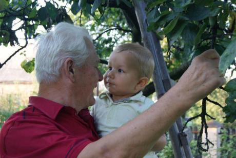 z pradziadkiem<a href="profile.php?lookup=213"> - Aleks</a><br/>
		         Komentarzy: 0
 Obejrzano:  28954 Ocena: Brak
