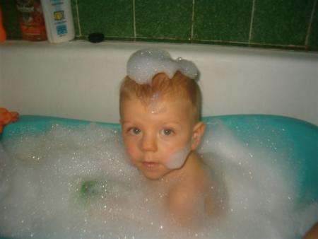 Cudowna pianka<a href="profile.php?lookup=26"> - danka9</a><br/>
		         Komentarzy: 0
 Obejrzano:  42676 Ocena: <img src="images/star.gif" alt="*" style="vertical-align:middle"/><img src="images/star.gif" alt="*" style="vertical-align:middle"/><img src="images/star.gif" alt="*" style="vertical-align:middle"/><img src="images/star.gif" alt="*" style="vertical-align:middle"/>
