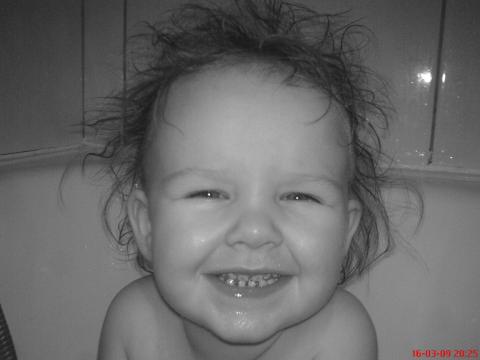 Kasiek<a href="profile.php?lookup=290"> - agata</a><br/>
		         Komentarzy: 2
 Obejrzano:  24337 Ocena: Brak
