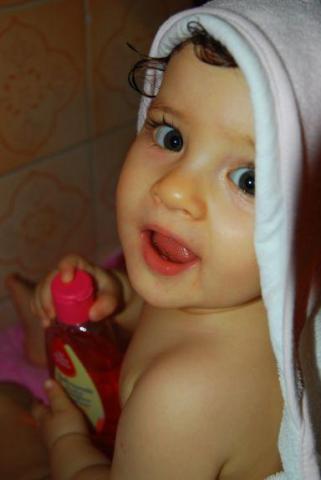 w końcu czysta ;)<a href="profile.php?lookup=240"> - maama</a><br/>
		         Komentarzy: 2
 Obejrzano:  37106 Ocena: <img src="images/star.gif" alt="*" style="vertical-align:middle"/><img src="images/star.gif" alt="*" style="vertical-align:middle"/><img src="images/star.gif" alt="*" style="vertical-align:middle"/><img src="images/star.gif" alt="*" style="vertical-align:middle"/><img src="images/star.gif" alt="*" style="vertical-align:middle"/>
