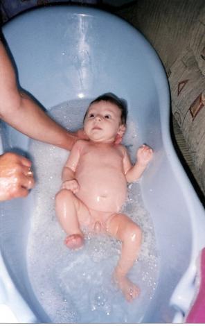 kapiel hmm cos milego<a href="profile.php?lookup=31"> - wiki21</a><br/>
		         Komentarzy: 0
 Obejrzano:  36846 Ocena: <img src="images/star.gif" alt="*" style="vertical-align:middle"/><img src="images/star.gif" alt="*" style="vertical-align:middle"/><img src="images/star.gif" alt="*" style="vertical-align:middle"/><img src="images/star.gif" alt="*" style="vertical-align:middle"/><img src="images/star.gif" alt="*" style="vertical-align:middle"/>
