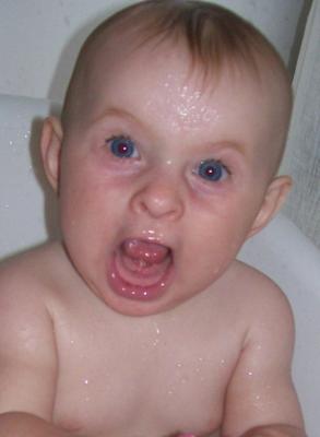 W tej wannie ktoś straszy<a href="profile.php?lookup=36"> - Ania Jachnicka</a><br/>
		         Komentarzy: 1
 Obejrzano:  34235 Ocena: Brak
