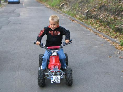 Maks i jego szaleństwa<a href="profile.php?lookup=158"> - aneta</a><br/>
		         Komentarzy: 0
 Obejrzano:  36022 Ocena: Brak
