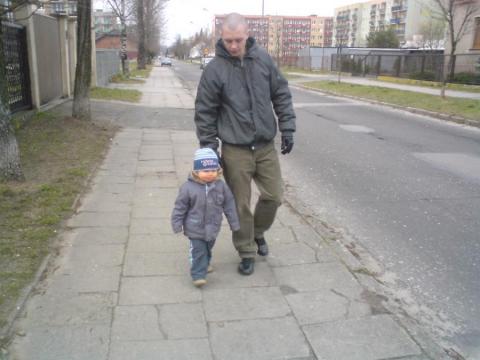 nasz bombel<a href="profile.php?lookup=176"> - mATEUSZ f</a><br/>
		         Komentarzy: 0
 Obejrzano:  32333 Ocena: <img src="images/star.gif" alt="*" style="vertical-align:middle"/><img src="images/star.gif" alt="*" style="vertical-align:middle"/><img src="images/star.gif" alt="*" style="vertical-align:middle"/><img src="images/star.gif" alt="*" style="vertical-align:middle"/>
