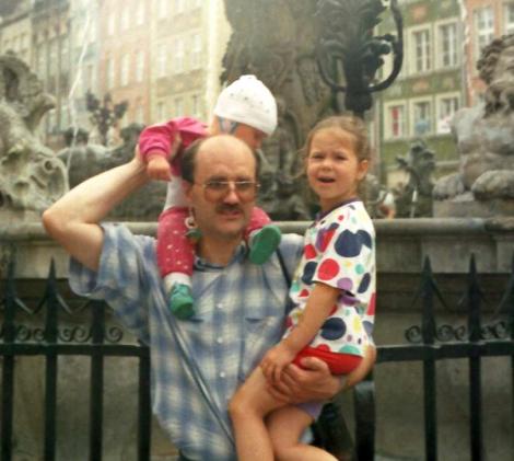 Tata, idziemy!!!<a href="profile.php?lookup=1"> - piotr</a><br/>
		         Komentarzy: 0
 Obejrzano:  36960 Ocena: <img src="images/star.gif" alt="*" style="vertical-align:middle"/><img src="images/star.gif" alt="*" style="vertical-align:middle"/><img src="images/star.gif" alt="*" style="vertical-align:middle"/><img src="images/star.gif" alt="*" style="vertical-align:middle"/>
