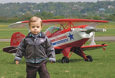 Krzyś<a href="profile.php?lookup=443"> - Poziomka</a><br/>
		         Komentarzy: 2
 Obejrzano:  27958 Ocena: <img src="images/star.gif" alt="*" style="vertical-align:middle"/><img src="images/star.gif" alt="*" style="vertical-align:middle"/><img src="images/star.gif" alt="*" style="vertical-align:middle"/><img src="images/star.gif" alt="*" style="vertical-align:middle"/><img src="images/star.gif" alt="*" style="vertical-align:middle"/>
