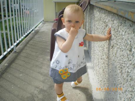 OLIWIA<a href="profile.php?lookup=495"> - anitaptak34</a><br/>
		         Komentarzy: 1
 Obejrzano:  27360 Ocena: <img src="images/star.gif" alt="*" style="vertical-align:middle"/><img src="images/star.gif" alt="*" style="vertical-align:middle"/><img src="images/star.gif" alt="*" style="vertical-align:middle"/><img src="images/star.gif" alt="*" style="vertical-align:middle"/><img src="images/star.gif" alt="*" style="vertical-align:middle"/>
