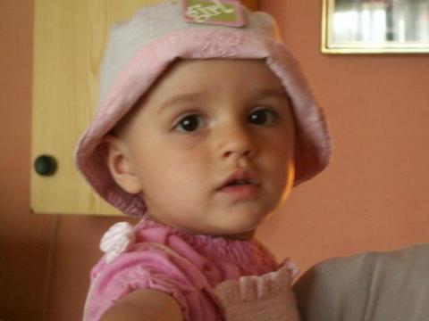 OLIWKA<a href="profile.php?lookup=57"> - agaswa</a><br/>
		         Komentarzy: 0
 Obejrzano:  37721 Ocena: <img src="images/star.gif" alt="*" style="vertical-align:middle"/><img src="images/star.gif" alt="*" style="vertical-align:middle"/><img src="images/star.gif" alt="*" style="vertical-align:middle"/><img src="images/star.gif" alt="*" style="vertical-align:middle"/>
