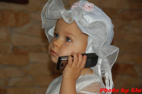 Halooo<a href="profile.php?lookup=465"> - EMISIA</a><br/>
		         Komentarzy: 3
 Obejrzano:  31241 Ocena: <img src="images/star.gif" alt="*" style="vertical-align:middle"/><img src="images/star.gif" alt="*" style="vertical-align:middle"/><img src="images/star.gif" alt="*" style="vertical-align:middle"/><img src="images/star.gif" alt="*" style="vertical-align:middle"/><img src="images/star.gif" alt="*" style="vertical-align:middle"/>
