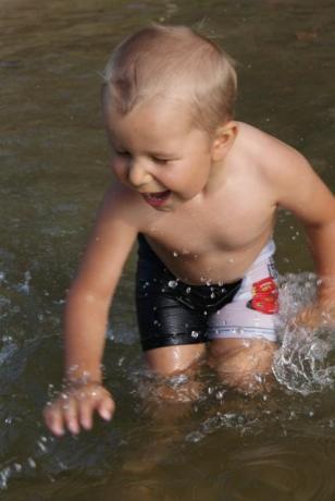 :-)<a href="profile.php?lookup=213"> - Aleks</a><br/>
		         Komentarzy: 0
 Obejrzano:  23543 Ocena: Brak
