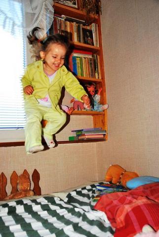 gdy na dworze zimno ;)<a href="profile.php?lookup=240"> - maama</a><br/>
		         Komentarzy: 2
 Obejrzano:  32402 Ocena: <img src="images/star.gif" alt="*" style="vertical-align:middle"/><img src="images/star.gif" alt="*" style="vertical-align:middle"/><img src="images/star.gif" alt="*" style="vertical-align:middle"/><img src="images/star.gif" alt="*" style="vertical-align:middle"/><img src="images/star.gif" alt="*" style="vertical-align:middle"/>
