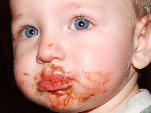 mój synuś<a href="profile.php?lookup=306"> - oliwierek</a><br/>
		         Komentarzy: 1
 Obejrzano:  28848 Ocena: Brak
