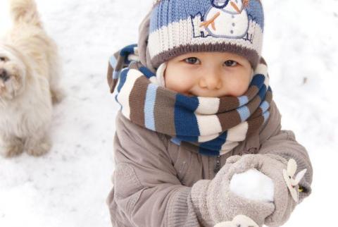 Bitwa na śnieżki<a href="profile.php?lookup=213"> - Aleks</a><br/>
		         Komentarzy: 2
 Obejrzano:  26489 Ocena: <img src="images/star.gif" alt="*" style="vertical-align:middle"/><img src="images/star.gif" alt="*" style="vertical-align:middle"/><img src="images/star.gif" alt="*" style="vertical-align:middle"/><img src="images/star.gif" alt="*" style="vertical-align:middle"/><img src="images/star.gif" alt="*" style="vertical-align:middle"/>
