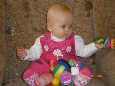 OLIWIA<a href="profile.php?lookup=495"> - anitaptak34</a><br/>
		         Komentarzy: 1
 Obejrzano:  25425 Ocena: <img src="images/star.gif" alt="*" style="vertical-align:middle"/><img src="images/star.gif" alt="*" style="vertical-align:middle"/><img src="images/star.gif" alt="*" style="vertical-align:middle"/><img src="images/star.gif" alt="*" style="vertical-align:middle"/><img src="images/star.gif" alt="*" style="vertical-align:middle"/>
