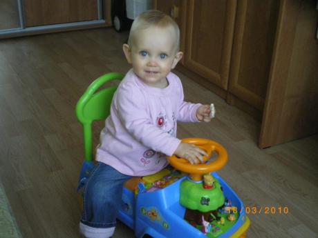 OLIWIA<a href="profile.php?lookup=495"> - anitaptak34</a><br/>
		         Komentarzy: 1
 Obejrzano:  27411 Ocena: <img src="images/star.gif" alt="*" style="vertical-align:middle"/><img src="images/star.gif" alt="*" style="vertical-align:middle"/><img src="images/star.gif" alt="*" style="vertical-align:middle"/><img src="images/star.gif" alt="*" style="vertical-align:middle"/><img src="images/star.gif" alt="*" style="vertical-align:middle"/>
