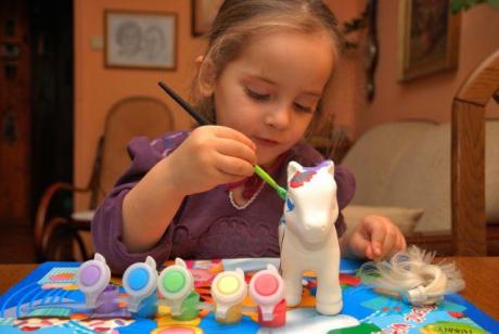 no i było chwilę spokoju ;)<a href="profile.php?lookup=240"> - maama</a><br/>
		         Komentarzy: 2
 Obejrzano:  30515 Ocena: <img src="images/star.gif" alt="*" style="vertical-align:middle"/><img src="images/star.gif" alt="*" style="vertical-align:middle"/><img src="images/star.gif" alt="*" style="vertical-align:middle"/><img src="images/star.gif" alt="*" style="vertical-align:middle"/><img src="images/star.gif" alt="*" style="vertical-align:middle"/>
