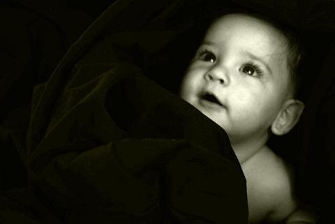 ...aniołki?<a href="profile.php?lookup=240"> - maama</a><br/>
		         Komentarzy: 2
 Obejrzano:  34246 Ocena: <img src="images/star.gif" alt="*" style="vertical-align:middle"/><img src="images/star.gif" alt="*" style="vertical-align:middle"/><img src="images/star.gif" alt="*" style="vertical-align:middle"/><img src="images/star.gif" alt="*" style="vertical-align:middle"/><img src="images/star.gif" alt="*" style="vertical-align:middle"/>
