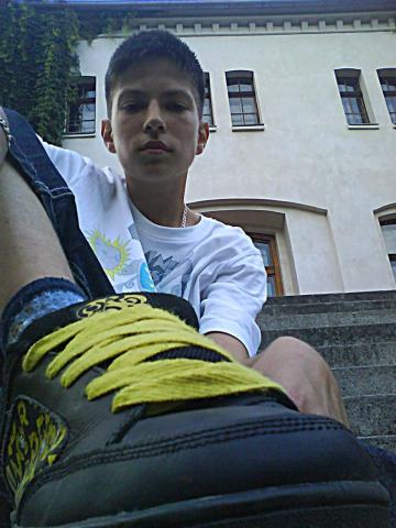 Olek<a href="profile.php?lookup=388"> - Alex</a><br/>
		         Komentarzy: 1
 Obejrzano:  26989 Ocena: <img src="images/star.gif" alt="*" style="vertical-align:middle"/><img src="images/star.gif" alt="*" style="vertical-align:middle"/><img src="images/star.gif" alt="*" style="vertical-align:middle"/><img src="images/star.gif" alt="*" style="vertical-align:middle"/><img src="images/star.gif" alt="*" style="vertical-align:middle"/>
