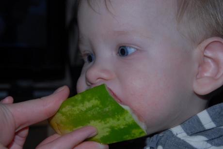 arbuz<a href="profile.php?lookup=506"> - seba</a><br/>
		         Komentarzy: 2
 Obejrzano:  26260 Ocena: <img src="images/star.gif" alt="*" style="vertical-align:middle"/><img src="images/star.gif" alt="*" style="vertical-align:middle"/><img src="images/star.gif" alt="*" style="vertical-align:middle"/><img src="images/star.gif" alt="*" style="vertical-align:middle"/><img src="images/star.gif" alt="*" style="vertical-align:middle"/>
