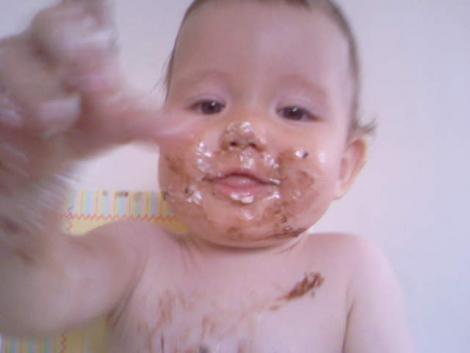 Dawidek-mniam, mniam<a href="profile.php?lookup=108"> - sylwia1310</a><br/>
		         Komentarzy: 4
 Obejrzano:  37906 Ocena: <img src="images/star.gif" alt="*" style="vertical-align:middle"/><img src="images/star.gif" alt="*" style="vertical-align:middle"/><img src="images/star.gif" alt="*" style="vertical-align:middle"/><img src="images/star.gif" alt="*" style="vertical-align:middle"/><img src="images/star.gif" alt="*" style="vertical-align:middle"/>
