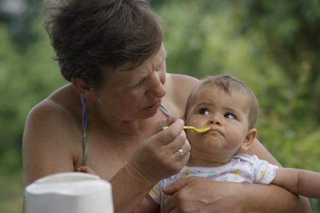 obiadek<a href="profile.php?lookup=825"> - xcygan</a><br/>
		         Komentarzy: 3
 Obejrzano:  34783 Ocena: <img src="images/star.gif" alt="*" style="vertical-align:middle"/><img src="images/star.gif" alt="*" style="vertical-align:middle"/><img src="images/star.gif" alt="*" style="vertical-align:middle"/><img src="images/star.gif" alt="*" style="vertical-align:middle"/><img src="images/star.gif" alt="*" style="vertical-align:middle"/>
