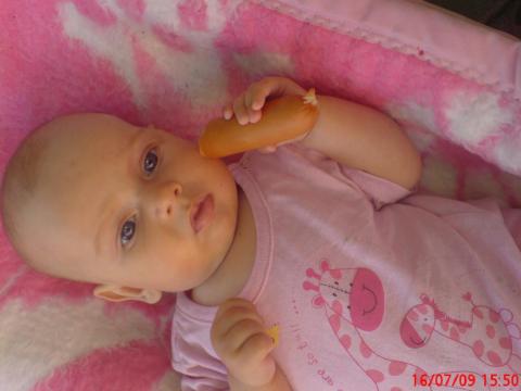 Leneczka<a href="profile.php?lookup=439"> - AGNIESZKAHHH</a><br/>
		         Komentarzy: 2
 Obejrzano:  30318 Ocena: <img src="images/star.gif" alt="*" style="vertical-align:middle"/><img src="images/star.gif" alt="*" style="vertical-align:middle"/><img src="images/star.gif" alt="*" style="vertical-align:middle"/><img src="images/star.gif" alt="*" style="vertical-align:middle"/><img src="images/star.gif" alt="*" style="vertical-align:middle"/>
