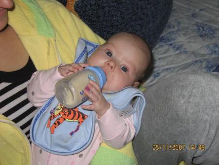 Roksanka<a href="profile.php?lookup=50"> - zanmyszka</a><br/>
		         Komentarzy: 0
 Obejrzano:  29853 Ocena: <img src="images/star.gif" alt="*" style="vertical-align:middle"/><img src="images/star.gif" alt="*" style="vertical-align:middle"/><img src="images/star.gif" alt="*" style="vertical-align:middle"/><img src="images/star.gif" alt="*" style="vertical-align:middle"/>
