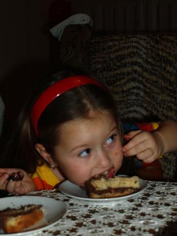 TORCIK<a href="profile.php?lookup=571"> - EMILA28</a><br/>
		         Komentarzy: 1
 Obejrzano:  23727 Ocena: Brak
