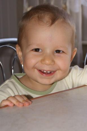 SAMO SZCZĘŚCIE:-)<a href="profile.php?lookup=213"> - Aleks</a><br/>
		         Komentarzy: 1
 Obejrzano:  26172 Ocena: <img src="images/star.gif" alt="*" style="vertical-align:middle"/><img src="images/star.gif" alt="*" style="vertical-align:middle"/><img src="images/star.gif" alt="*" style="vertical-align:middle"/><img src="images/star.gif" alt="*" style="vertical-align:middle"/><img src="images/star.gif" alt="*" style="vertical-align:middle"/>
