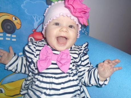 mała miss<a href="profile.php?lookup=1134"> - asia2577</a><br/>
		         Komentarzy: 2
 Obejrzano:  26814 Ocena: <img src="images/star.gif" alt="*" style="vertical-align:middle"/><img src="images/star.gif" alt="*" style="vertical-align:middle"/><img src="images/star.gif" alt="*" style="vertical-align:middle"/><img src="images/star.gif" alt="*" style="vertical-align:middle"/><img src="images/star.gif" alt="*" style="vertical-align:middle"/>
