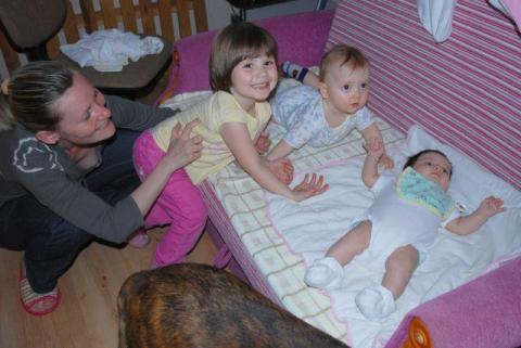 cioteczne rodzeństwo...<a href="profile.php?lookup=240"> - maama</a><br/>
		         Komentarzy: 0
 Obejrzano:  36937 Ocena: Brak
