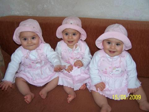 Trojaki<a href="profile.php?lookup=375"> - t_stanev</a><br/>
		         Komentarzy: 5
 Obejrzano:  39078 Ocena: <img src="images/star.gif" alt="*" style="vertical-align:middle"/><img src="images/star.gif" alt="*" style="vertical-align:middle"/><img src="images/star.gif" alt="*" style="vertical-align:middle"/><img src="images/star.gif" alt="*" style="vertical-align:middle"/><img src="images/star.gif" alt="*" style="vertical-align:middle"/>
